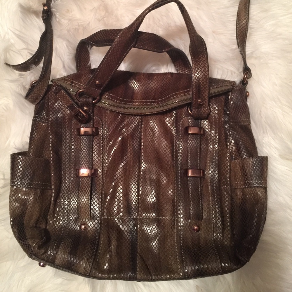 Beautiful Stylish B.Makowsky Purse